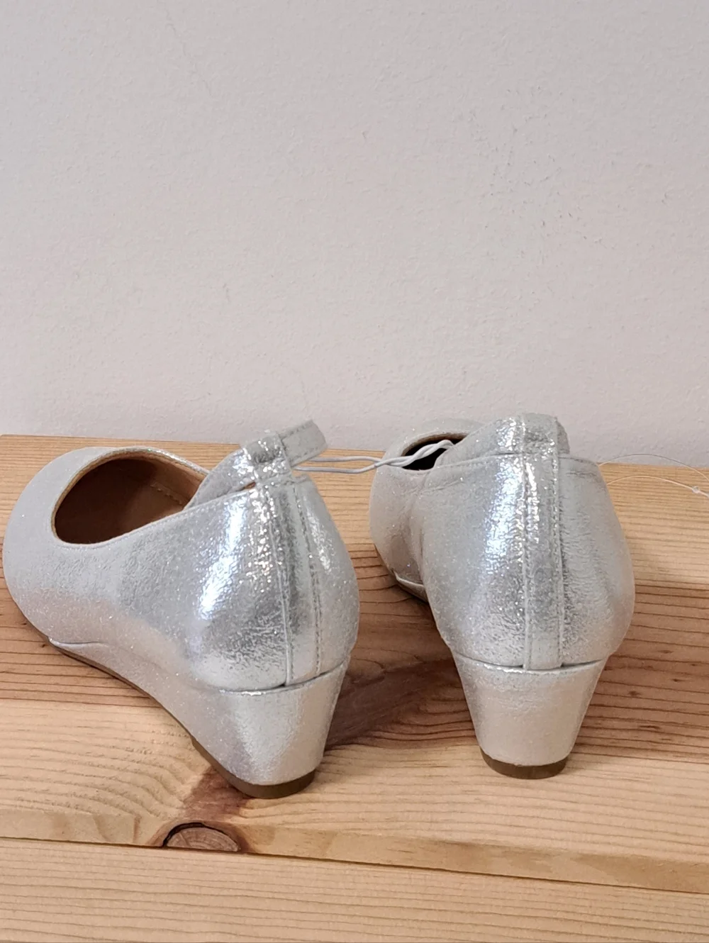 Sugar Silver Glitter Mary Jane Wedge Shoes Ankle Strap Charm Accent Girls Size 1